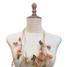 Collar modelo CYNOGLOSSUM Cheirifolium