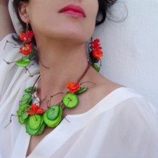 Necklace model Nasturtiums (Caillebotte)