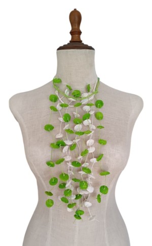 Collar modelo Confeti