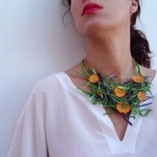 Collar modelo Marguerites (Caillebotte)